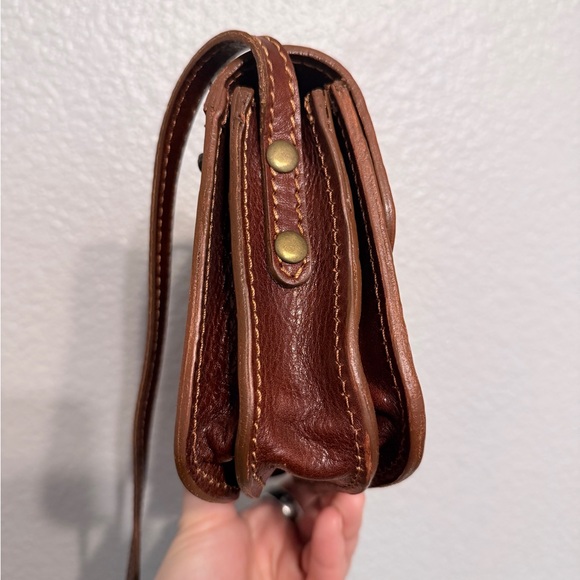 Florence Made In Italy Brown Leather Small Pocket Crossbody Bag/Purse - Picture 9 of 11